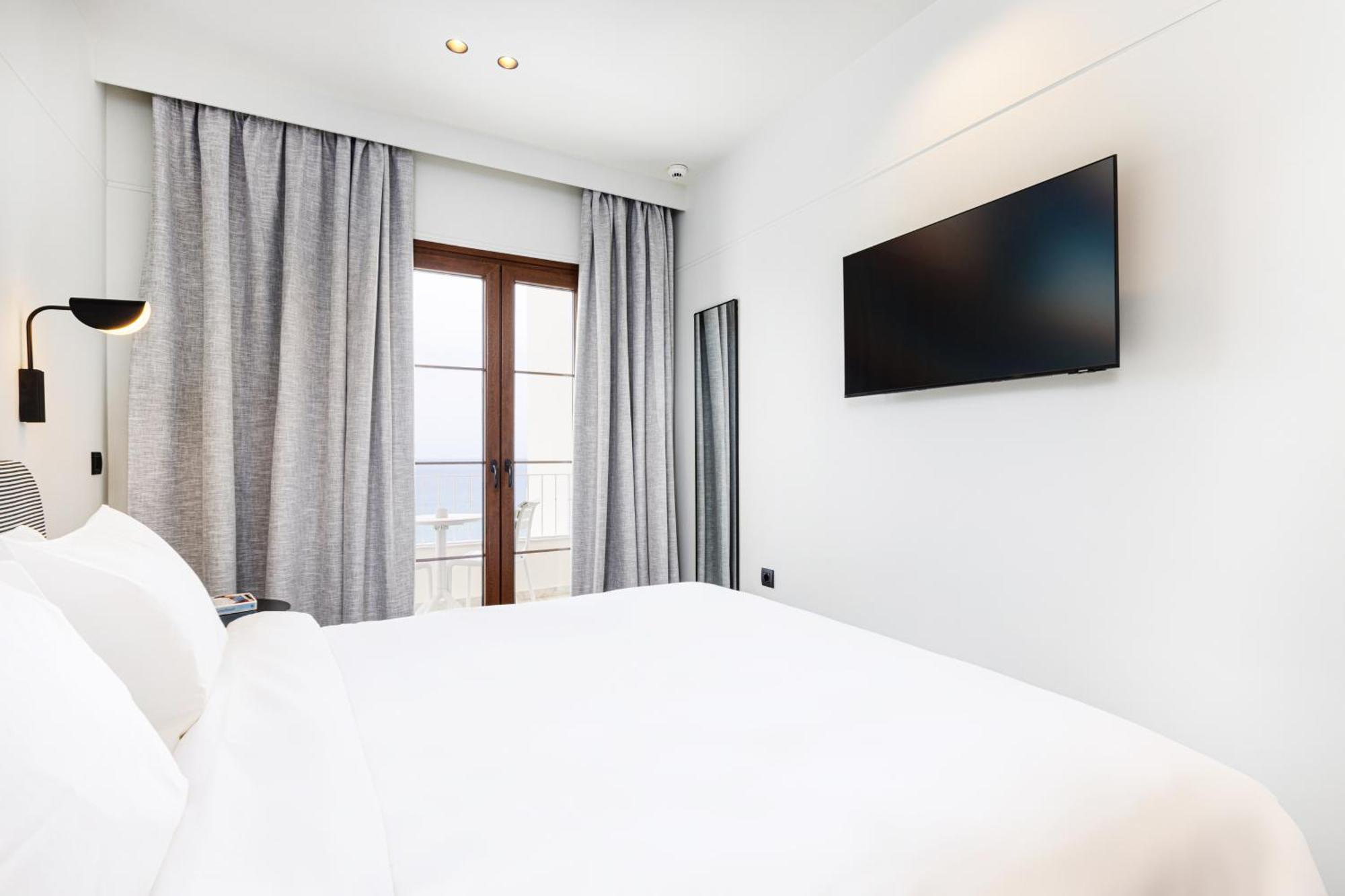 Doryssa Lithos Hotel Питагорио Екстериор снимка